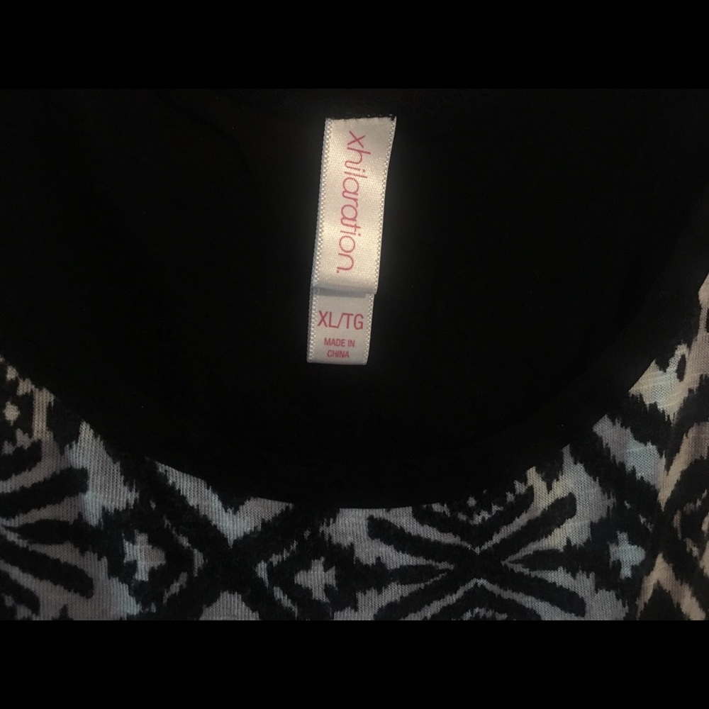 Tanktop - Picture 2 of 3